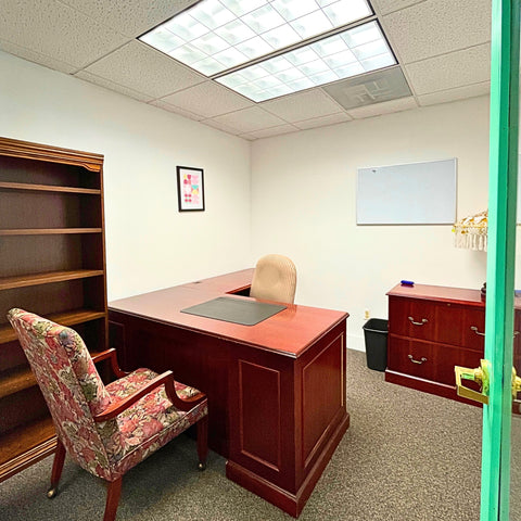 Hourly Co-Working Office Space Rental