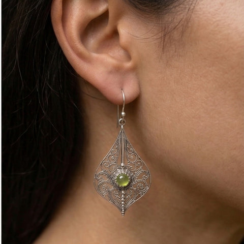 925 Sterling Silver Sari Balinese Filigree Earrings with Round Peridot